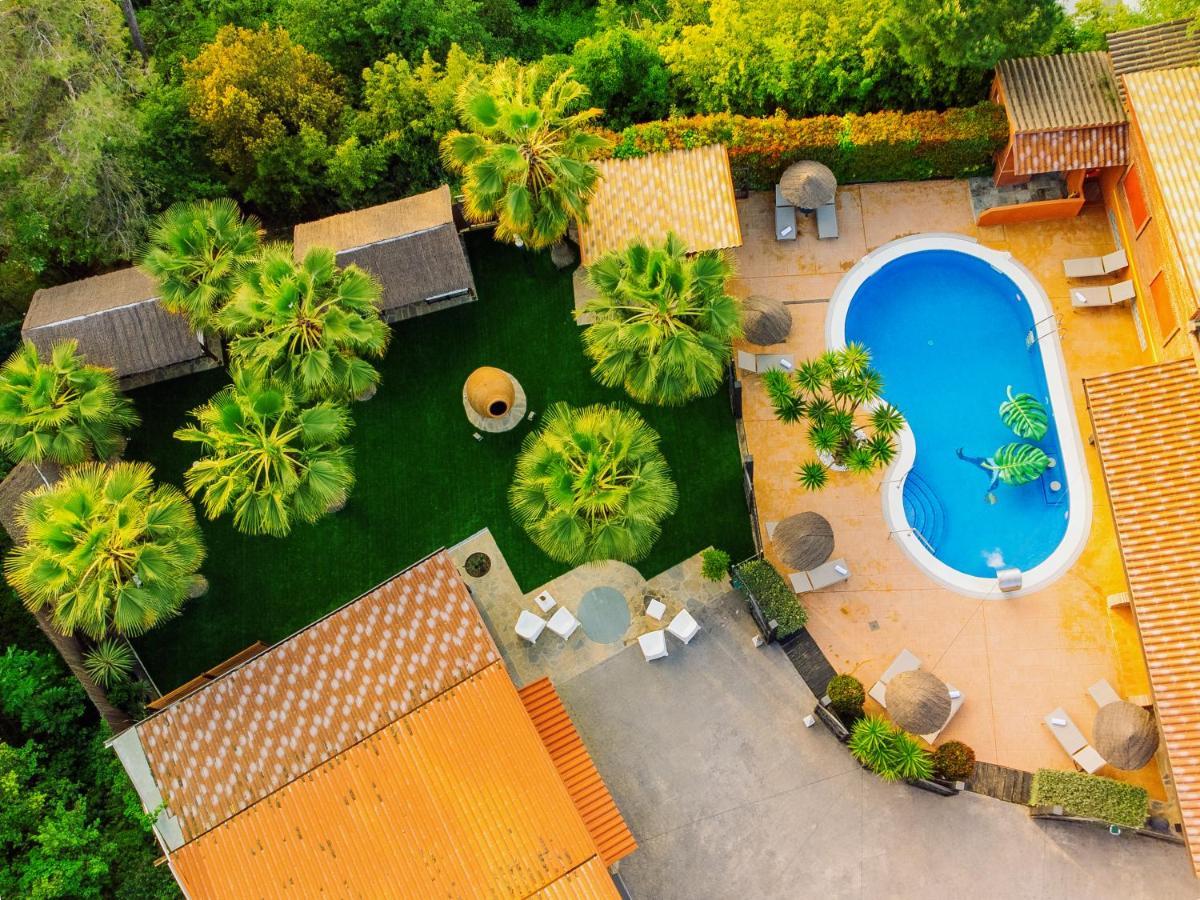 Caribbean Home Montcada i Reixac Ngoại thất bức ảnh