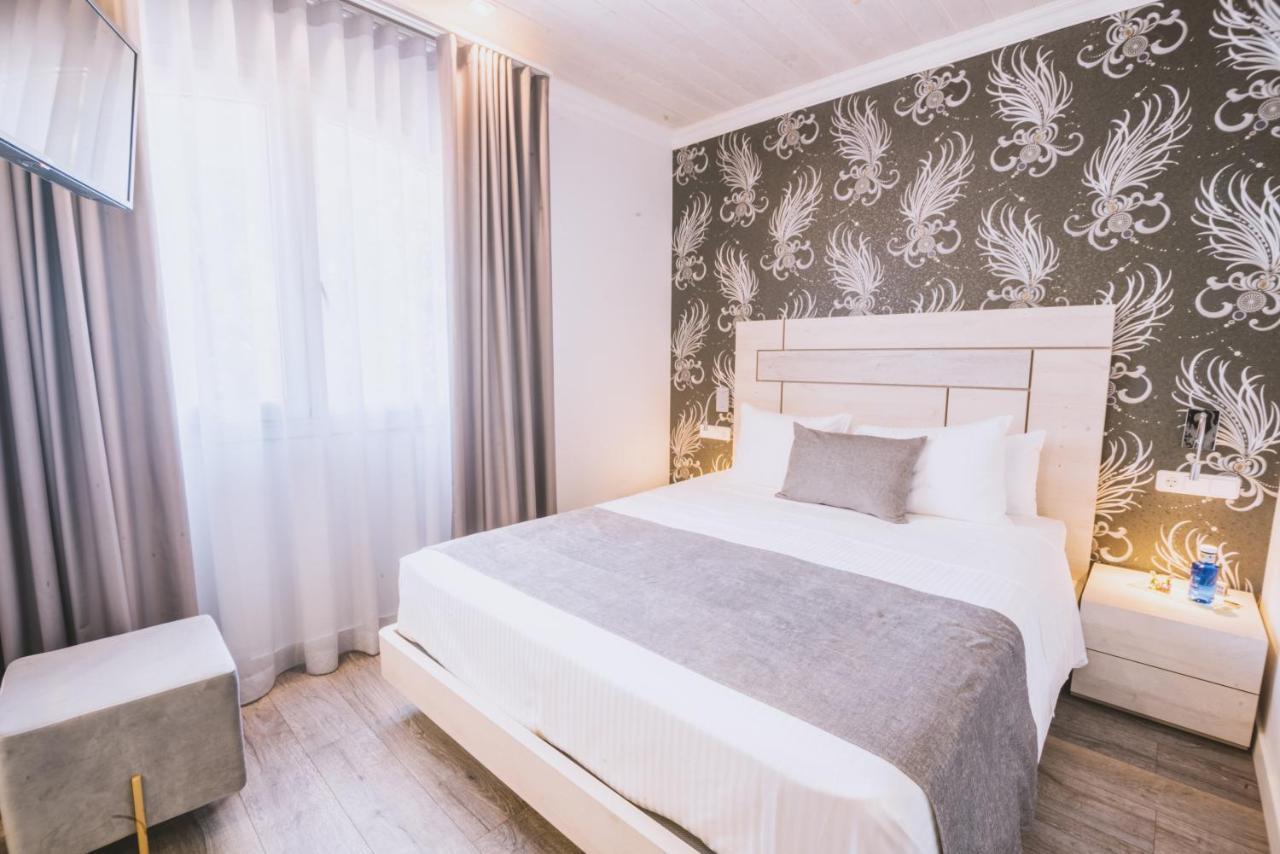 Caribbean Home Montcada i Reixac Ngoại thất bức ảnh