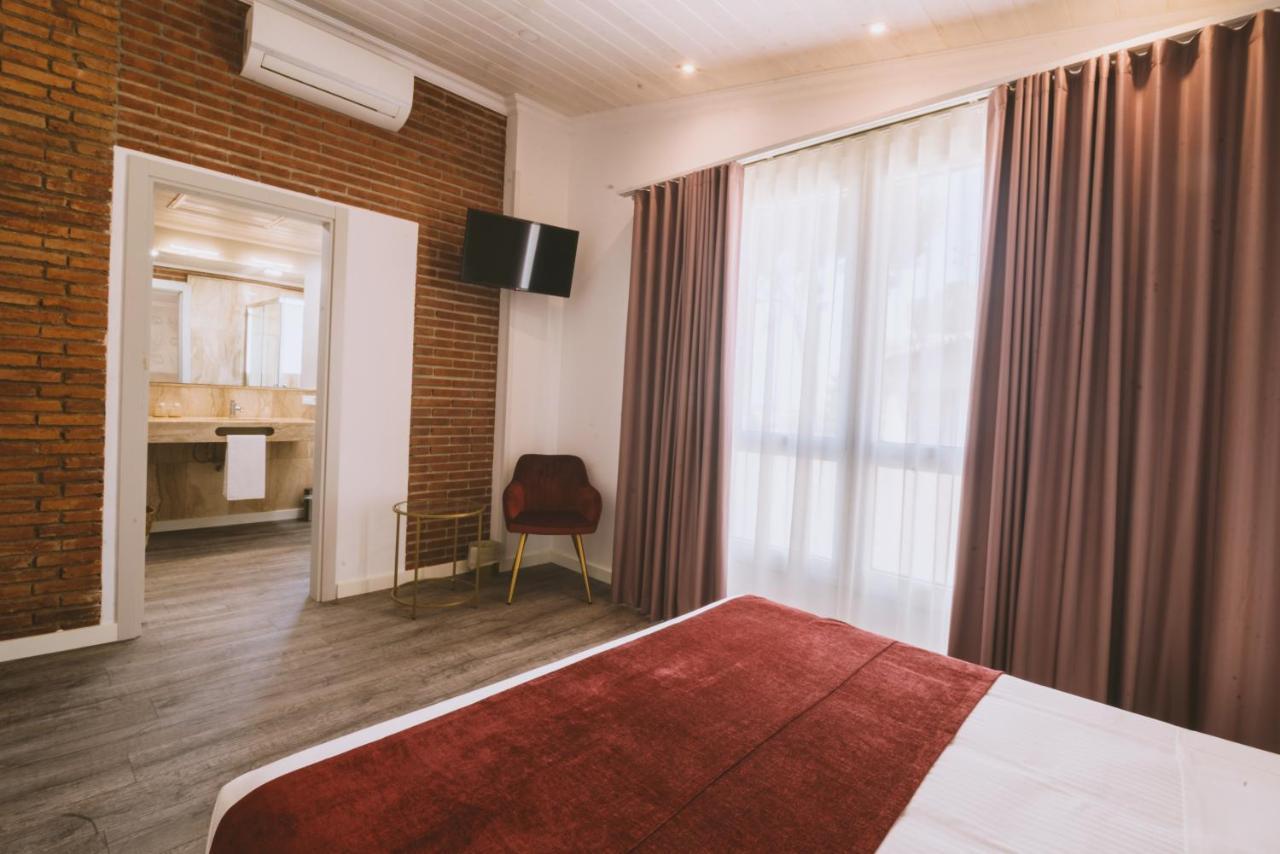 Caribbean Home Montcada i Reixac Ngoại thất bức ảnh
