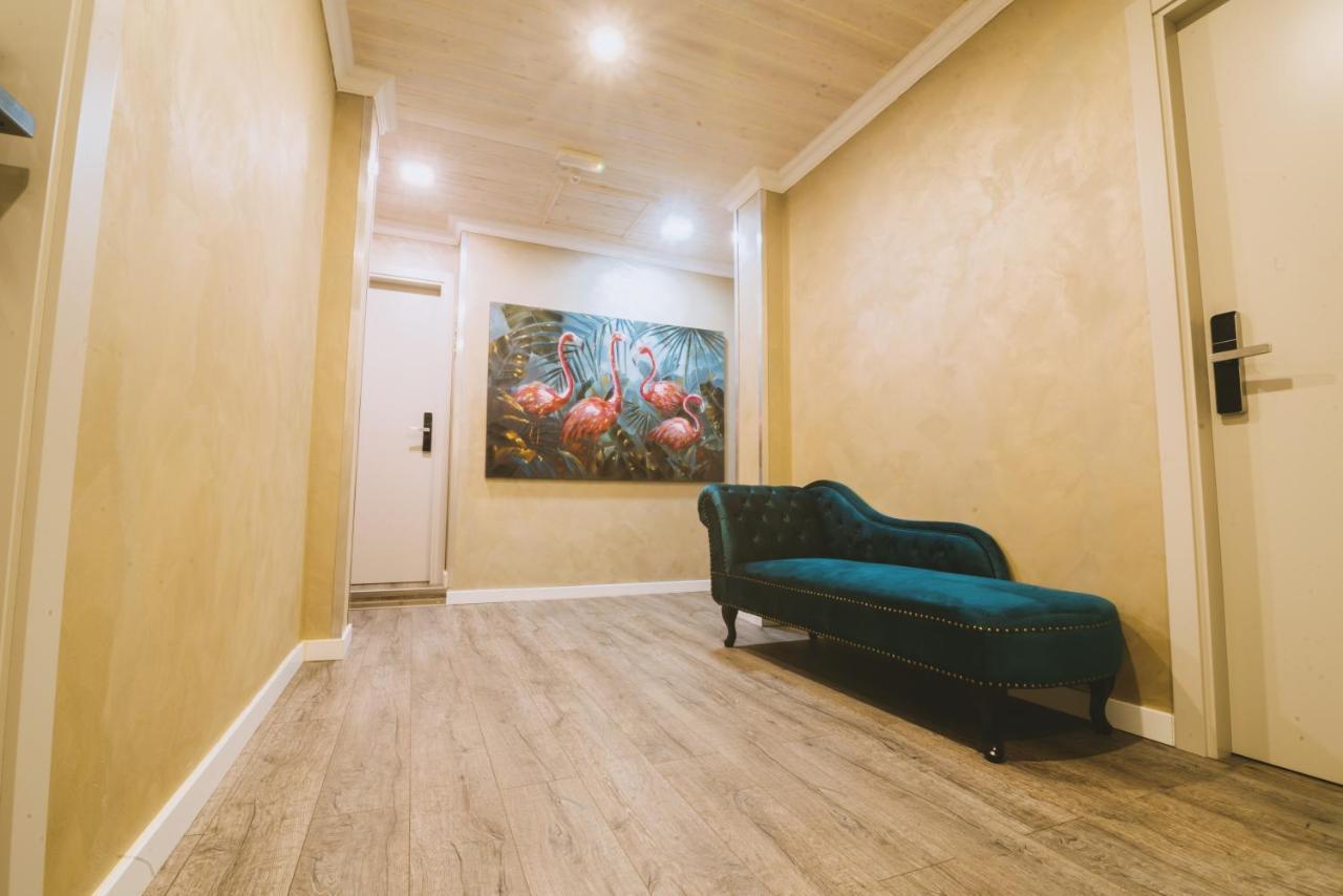 Caribbean Home Montcada i Reixac Ngoại thất bức ảnh